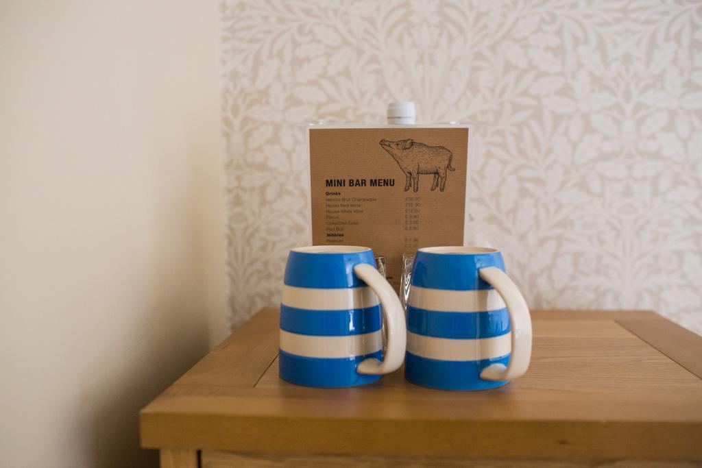 Hotel The Blue Boar Witney Exterior foto